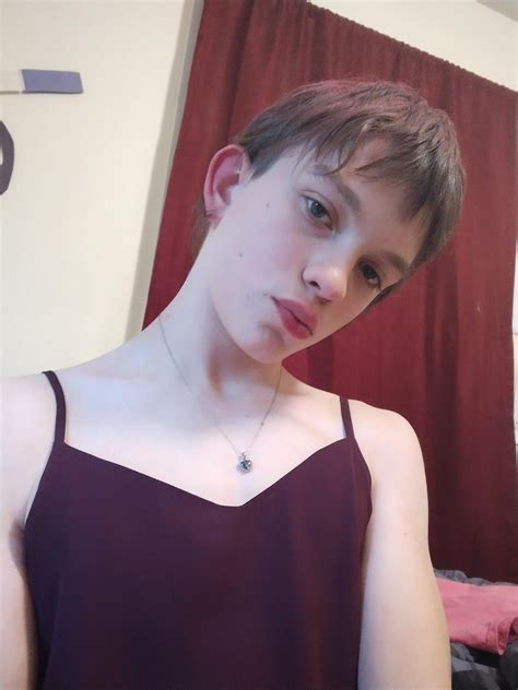 femboy amateur|AMATEUR FEMBOY @ Tranny Clips